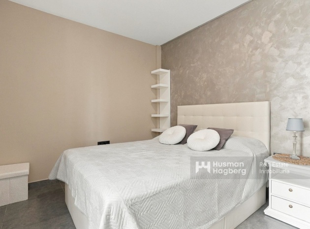 Resale - Apartment - Orihuela - Campoamor