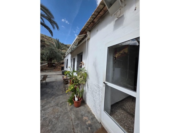 Wiederverkauf - Villa - Orihuela - Orihuela Centro