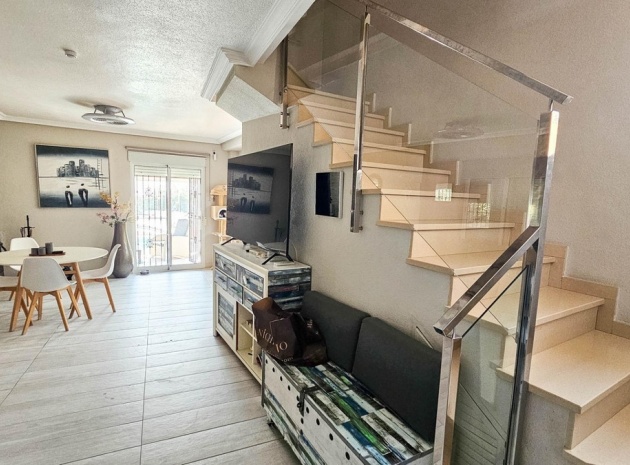 Resale - Villa - Orihuela - La Zenia