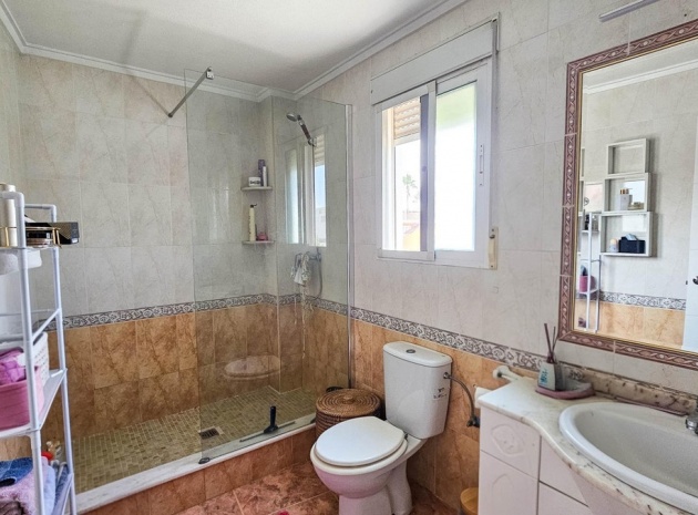 Resale - Villa - Orihuela - La Zenia