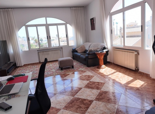 Resale - Villa - San Miguel de Salinas - San Miguel de Salinas Centro