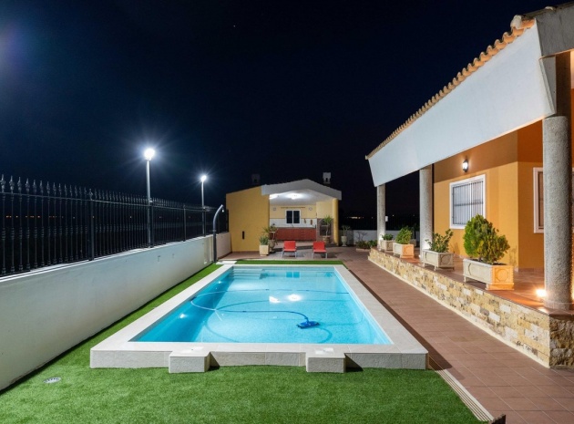 Resale - Villa - Orihuela - Orihuela Centro