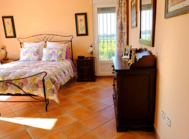 Resale - Villa - Orihuela - Orihuela Centro