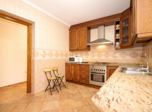 Resale - Villa - Torrevieja - Torrevieja Centro