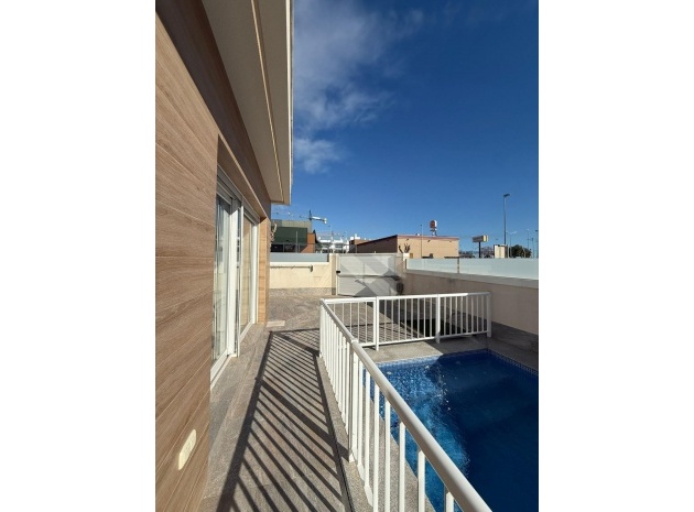 Resale - Villa - Pilar de la Horadada - Pilar de la Horadada Centro