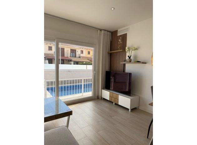 Resale - Villa - Pilar de la Horadada - Pilar de la Horadada Centro