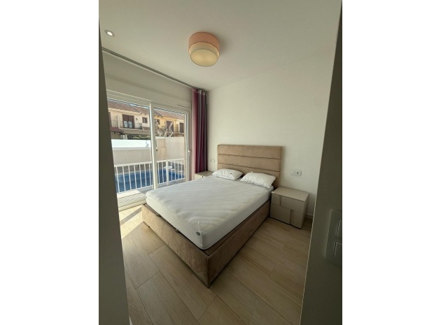 Resale - Villa - Pilar de la Horadada - Pilar de la Horadada Centro