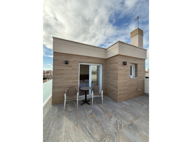 Resale - Villa - Pilar de la Horadada - Pilar de la Horadada Centro