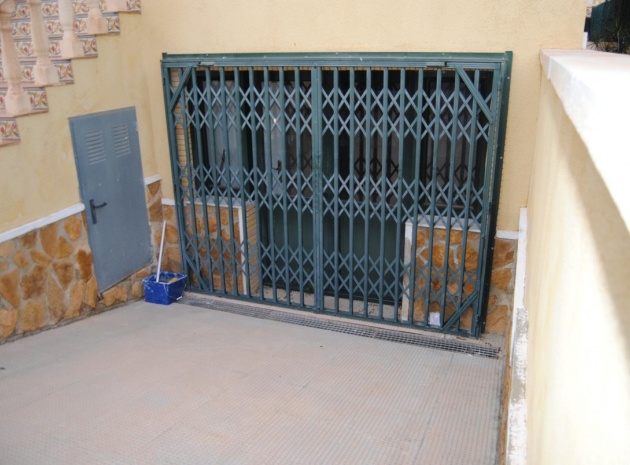 Resale - Villa - Orihuela - Orihuela Costa