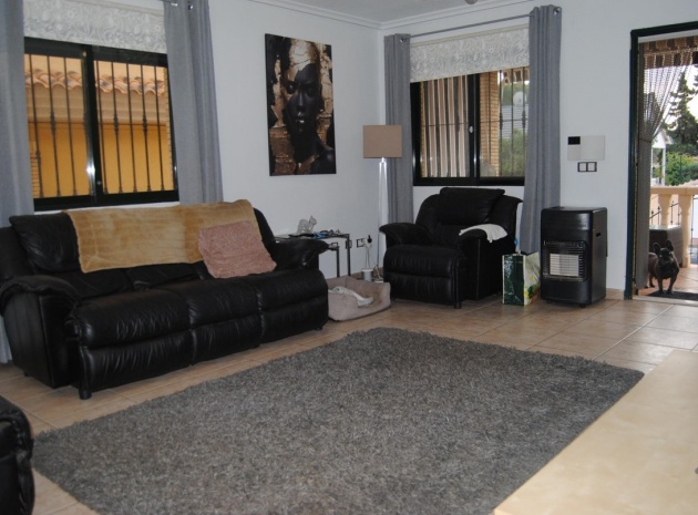 Resale - Villa - Orihuela - Orihuela Costa