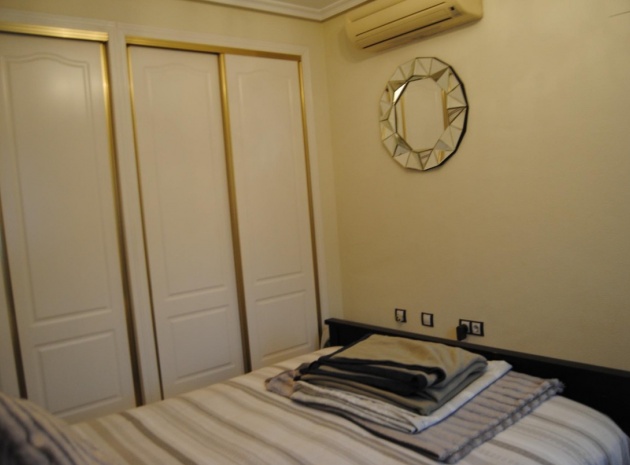 Resale - Villa - Orihuela - Orihuela Costa