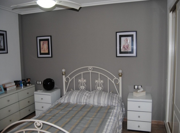 Resale - Villa - Orihuela - Orihuela Costa