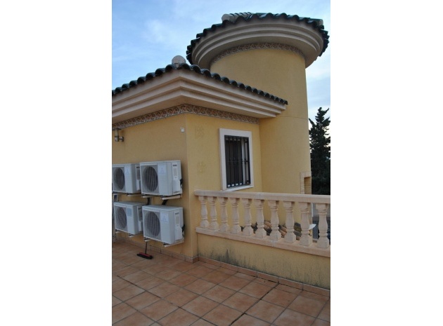 Resale - Villa - Orihuela - Orihuela Costa