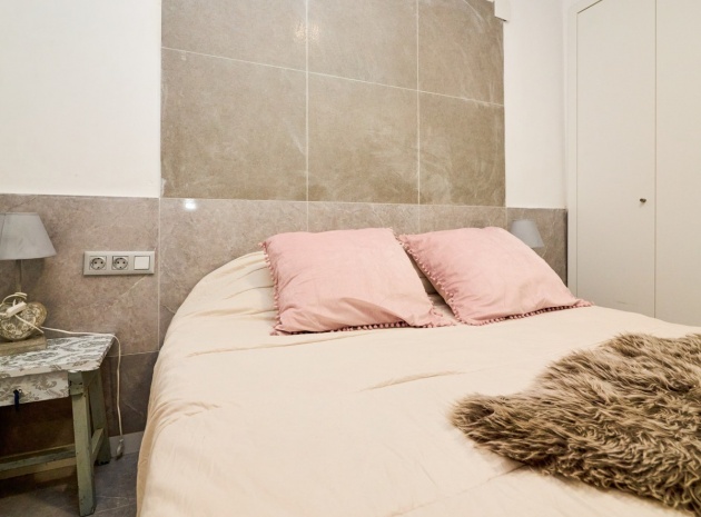 Resale - Apartment - Torrevieja - La Mata