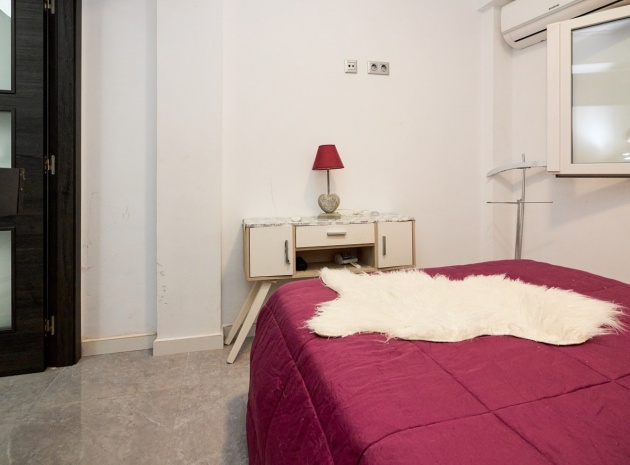 Resale - Apartment - Torrevieja - La Mata