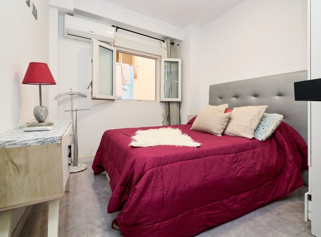 Resale - Apartment - Torrevieja - La Mata