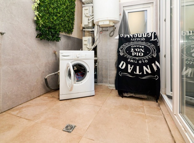 Resale - Apartment - Torrevieja - La Mata