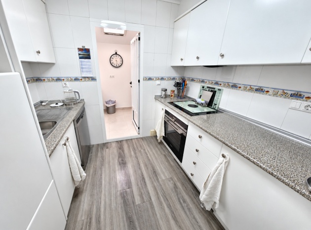 Resale - Apartment - Los Montesinos - entre naranjos
