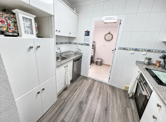 Resale - Apartment - Los Montesinos - entre naranjos