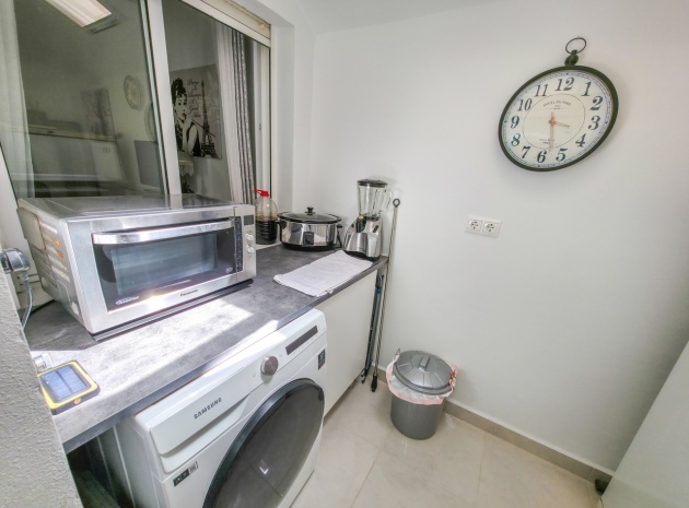 Resale - Apartment - Los Montesinos - entre naranjos