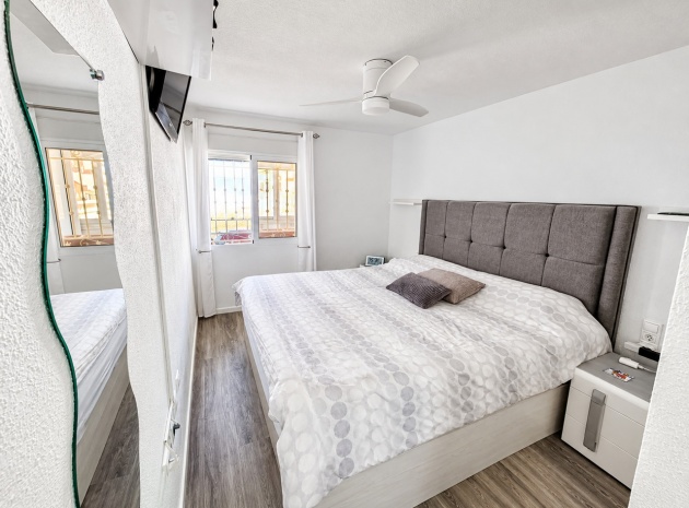Resale - Apartment - Los Montesinos - entre naranjos
