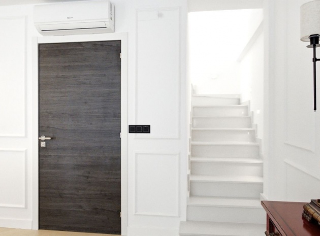 Resale - Apartment - Torrevieja - Torrevieja Centro