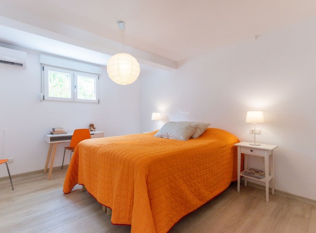 Resale - Villa - Orihuela - Punta Prima