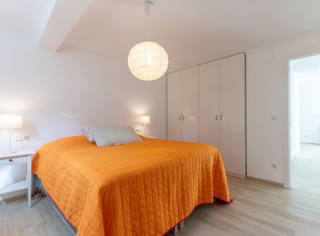 Resale - Villa - Orihuela - Punta Prima