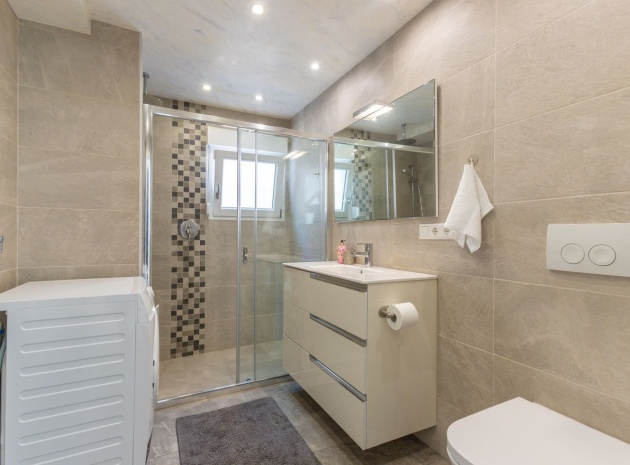 Resale - Villa - Orihuela - Punta Prima