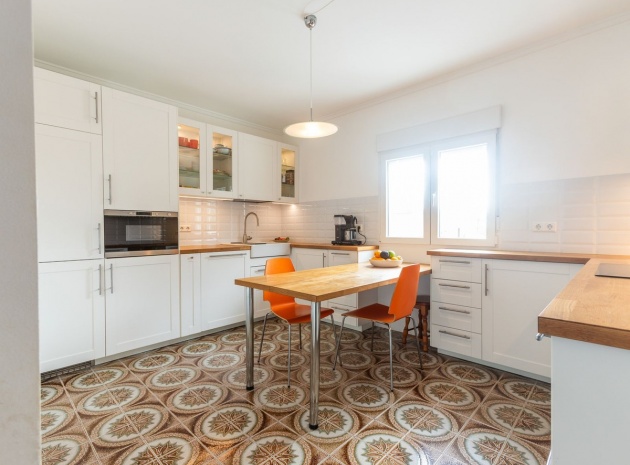 Resale - Villa - Orihuela - Punta Prima