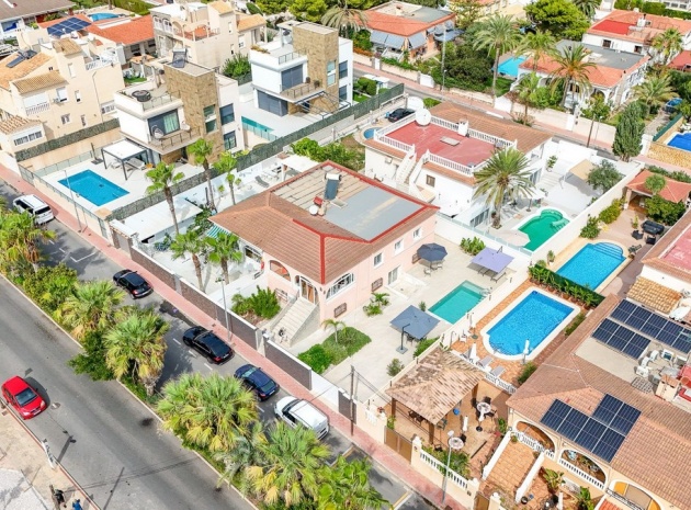 Resale - Villa - Orihuela - Punta Prima