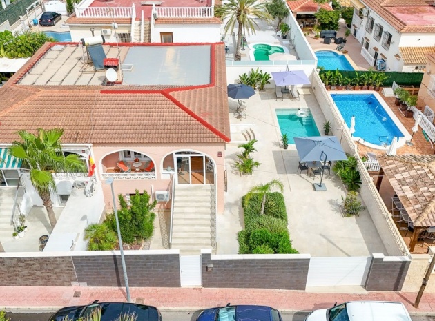 Resale - Villa - Orihuela - Punta Prima