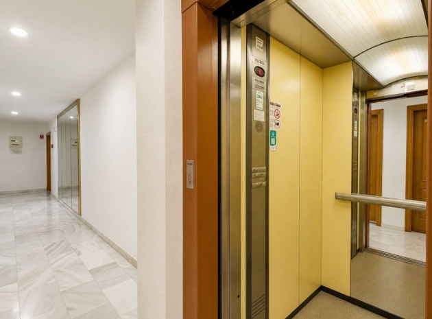 Wederverkoop - Appartement - Torrevieja - Playa Del Cura