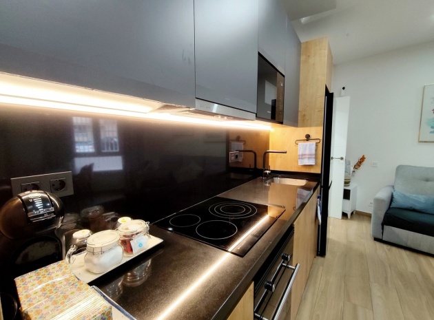 Revente - Appartement - Torrevieja - Torrevieja Centro