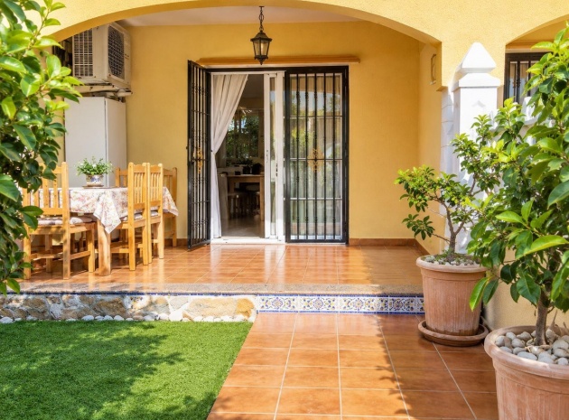 Resale - Villa - Cabo Roig - Costa Blanca South