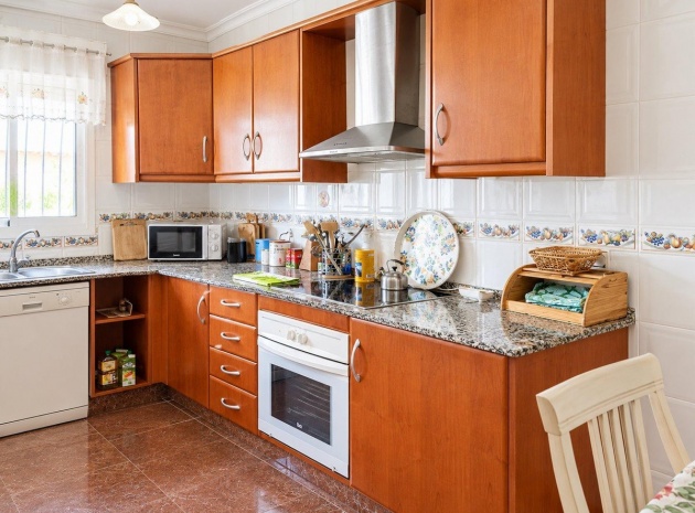 Resale - Villa - Cabo Roig - Costa Blanca South