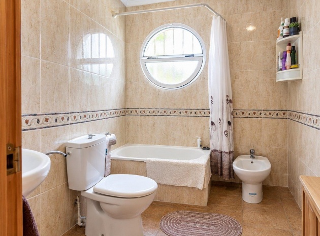 Resale - Villa - Cabo Roig - Costa Blanca South
