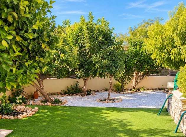 Resale - Villa - Cabo Roig - Costa Blanca South