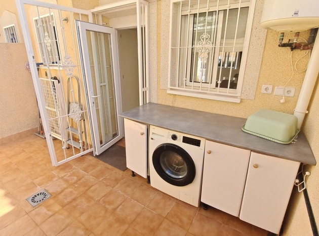 Resale - Townhouse - Villamartin - Costa Blanca South