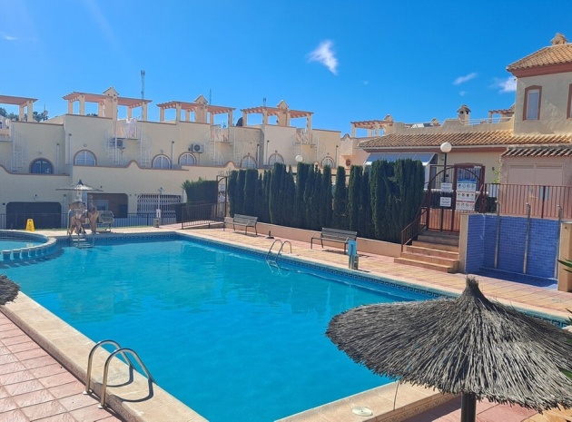 Resale - Townhouse - Villamartin - Costa Blanca South