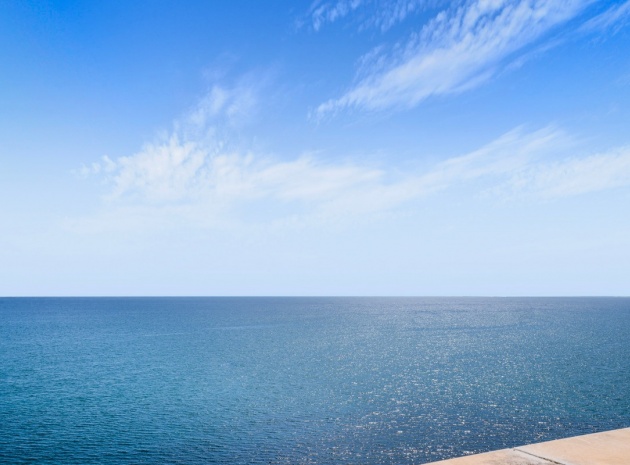 Resale - Apartment - Torrevieja - Torrevieja Centro