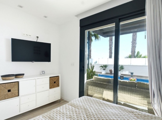 Resale - Villa - Orihuela - Orihuela Centro