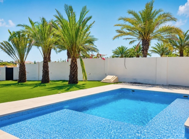 Resale - Villa - San Javier - La Manga Del Mar Menor