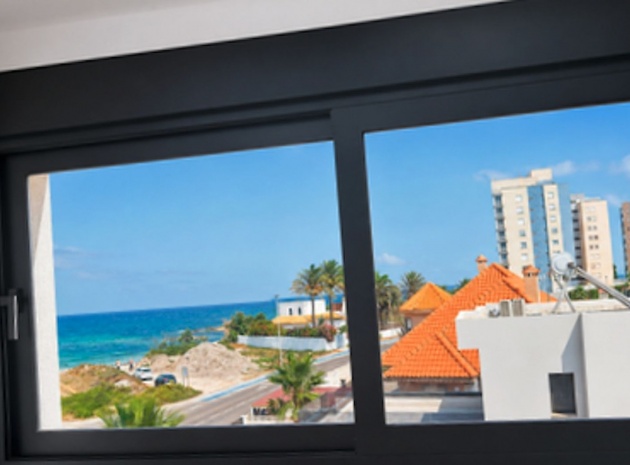 Resale - Villa - San Javier - La Manga Del Mar Menor