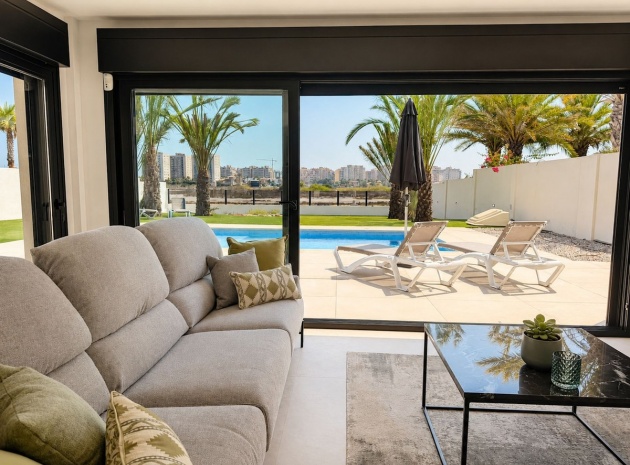 Resale - Villa - San Javier - La Manga Del Mar Menor