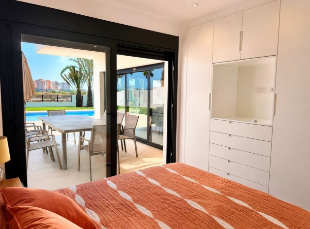 Resale - Villa - San Javier - La Manga Del Mar Menor