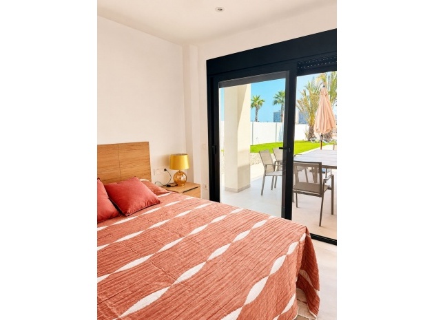 Resale - Villa - San Javier - La Manga Del Mar Menor