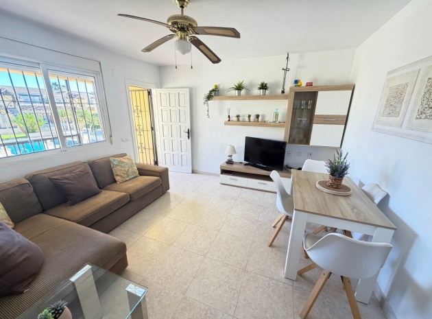 Resale - Apartment - Orihuela - Villamartin