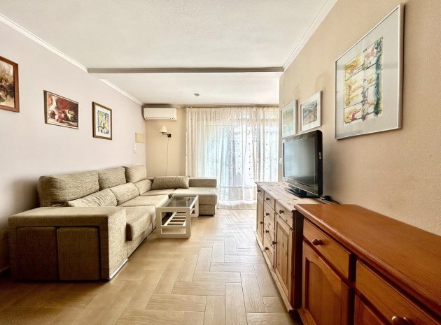 Resale - Townhouse - Torrevieja - Torrevieja Centro