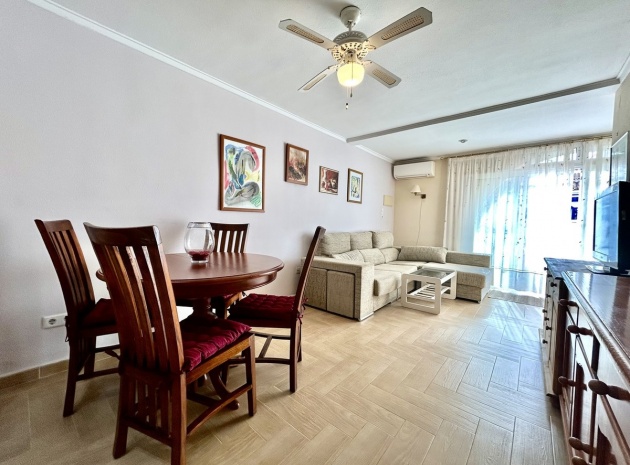 Resale - Townhouse - Torrevieja - Torrevieja Centro